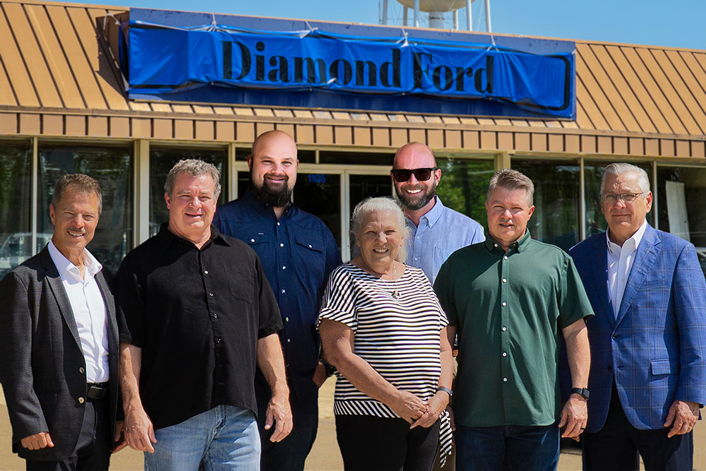 DCG represented the buy side in the Paul Murrey Ford transaction